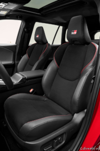 Toyota_RAV4_onthuld_38