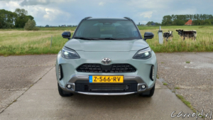Toyota_Yaris Cross_Hybrid_02