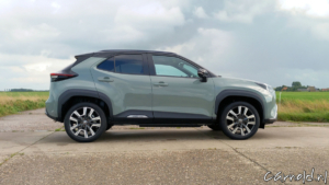 Toyota_Yaris Cross_Hybrid_03