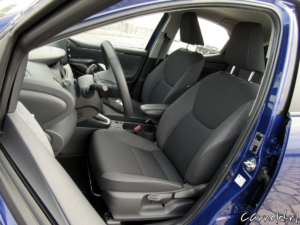 Toyota_Yaris_Hybrid_Rijtest-13