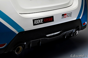 Toyota_Yaris_Op waterstof-4