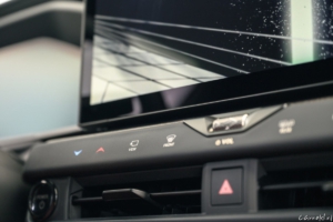 nx350h_interieur_13