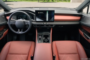 nx350h_interieur_17