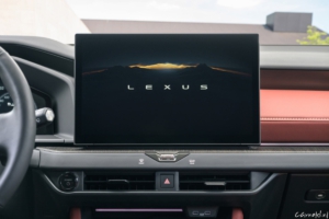 nx350h_interieur_3