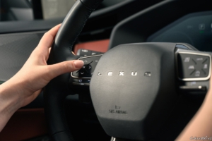 nx350h_interieur_6