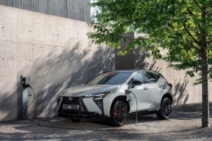 nx450h_fsport_exterieur_0011