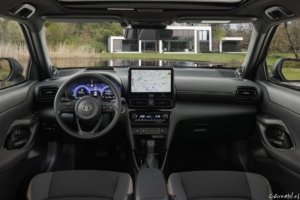 Yaris Cross_High Grade_Precious Bronze_Interior-01