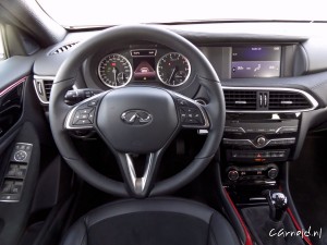 Infiniti Q30 1.6t 11
