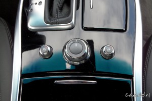 Infiniti_Q70_stoelverwarming_en_ventilatie