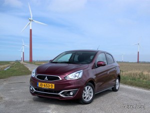 Mitsubishi_SpaceStar_2016_02