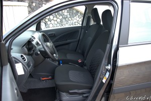 Suzuki_Celerio_Voorstoelen