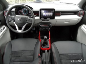 Suzuki Ignis 1.2 SVHS 27